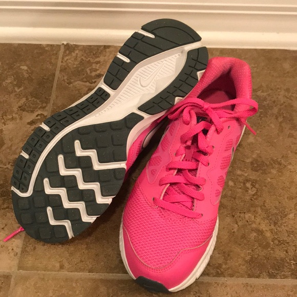 Nike sneakers - Picture 6 of 6